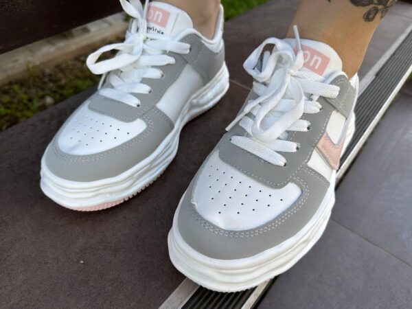 Женские кроссовки Ailaifa8823-grey Бело-серые