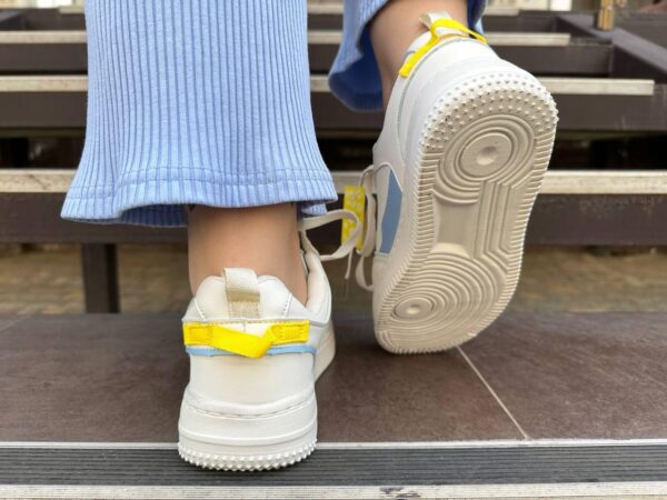 Женские кроссовки Ok-Shoes15-4 патриотические желто-голубые