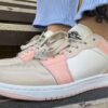 Женские кроссовки SportLineB2131-17 Бежевые с розовыми вставками