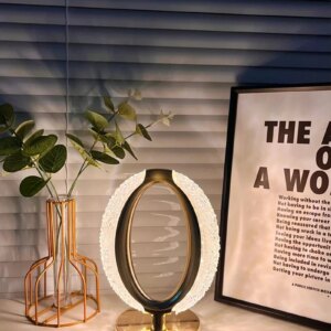 Лампа-ночник Creative Table Lamp с сенсорным переключателем