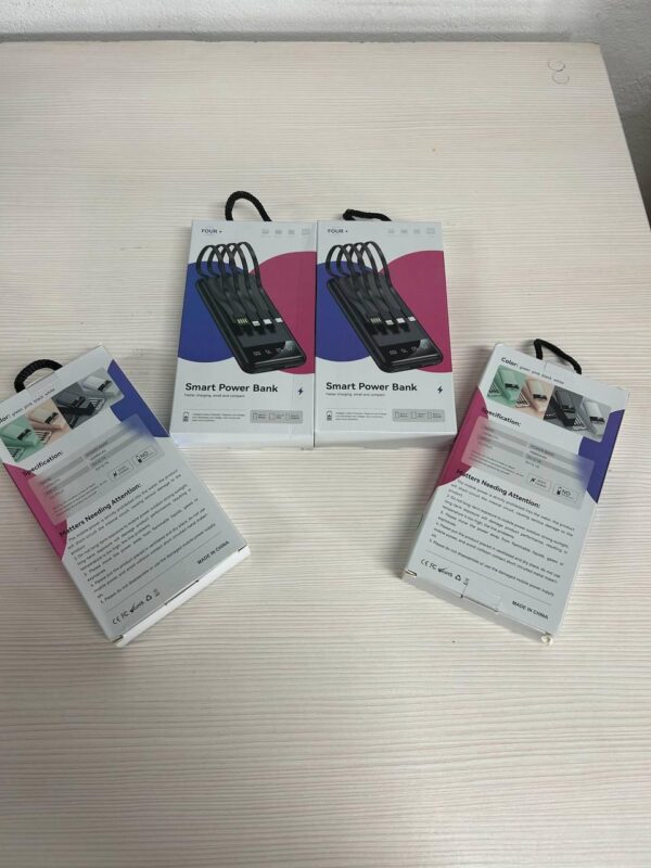 Повербанк с четким дисплеем и встроенными кабелям KT T51X 50000mAh Бирюзовый