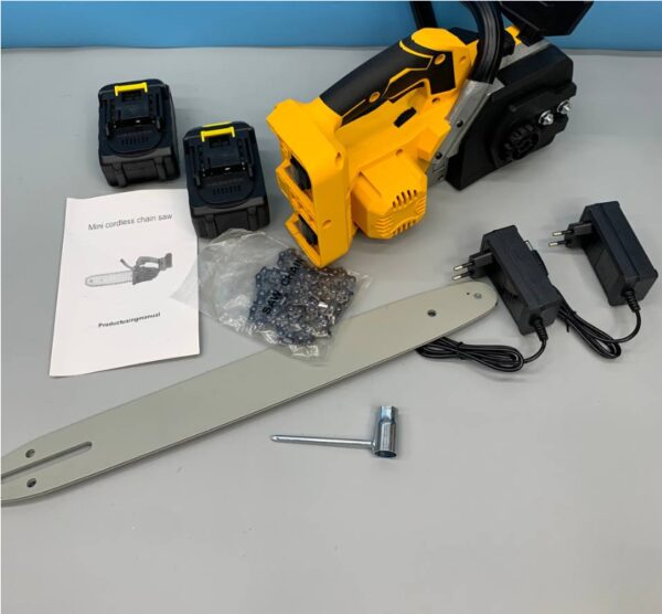 Цепная аккумуляторная пила с двумя аккумуляторами DW 216 1600Вт 21V Li-Ion
