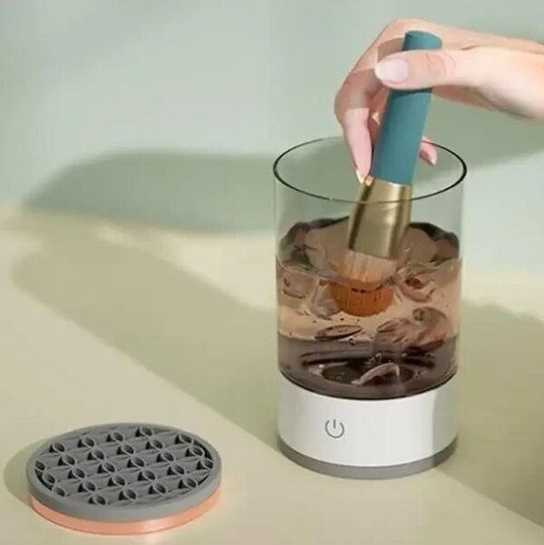 Портативный автоматический очиститель кистей для макияжа Makeup Brush Cleaner USB Белый RD-1805