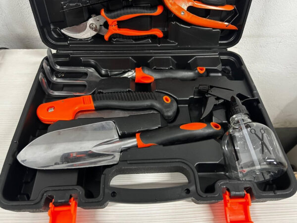 Набор садовых инструментов в кейсе 14 в 1 Gardening Set ART Универсальный садовый набор