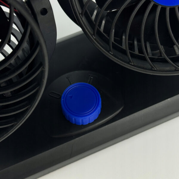 Автомобильный вентилятор CAR SMALL FAN 12V F30  Двойной вентилятор на приборную панель 12 В