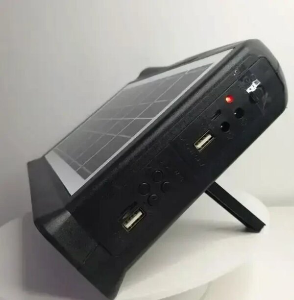 Портативная зарядная станция Cclamp CL-13 с солнечной панелью на 2 лампочки с фонарем и Power Bank Подробнее: