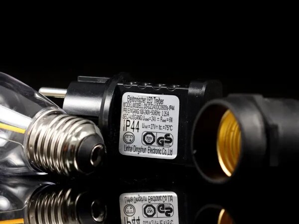 Ретро гирлянда из 10 акриловых ламп на 5 м от сети 220 Вт SFK-12 цвет свечения Теплый белый