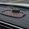 Многофункциональный автомобильный коврик 3-в-1 с держателем телефона и парковочной табличкой для панели авто