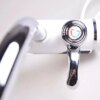 Мини бойлер + душ Water Heater MP 5208, проточный электрический водонагреватель 3000 Вт с LCD-дисплеем, боковое подключение, шланг