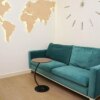 Приставной журнальный столик к дивану AMENI M1, круглый, 40×60 см, MDF и металл, цвет венге (дуб шоколадный)