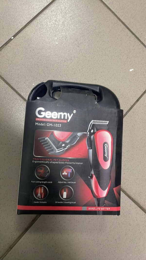 УЦЕНКА! Машинка для стрижки собак и кошек Geemy GM-1023, 4 насадки, щетки (Повреждение корпуса 3363)