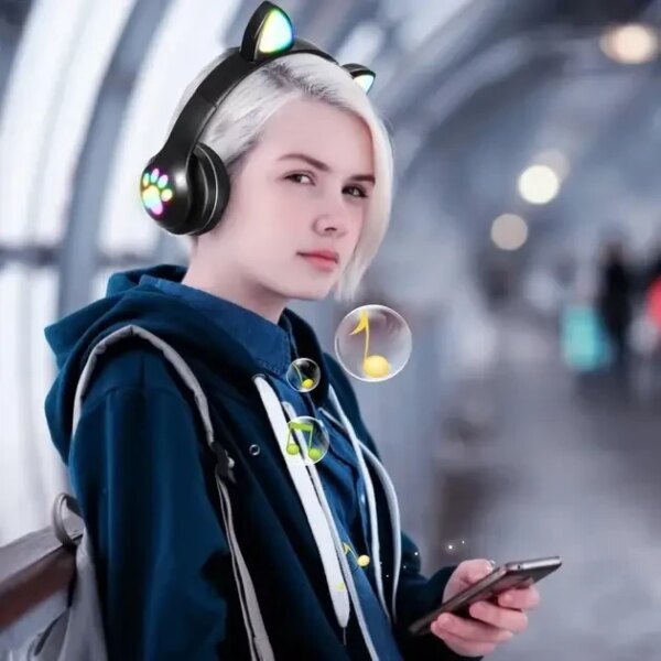 УЦЕНКА! Беспроводные детские Bluetooth наушники с ушками и подсветкой Cat-23M Черный (Плохая упаковка 3197)