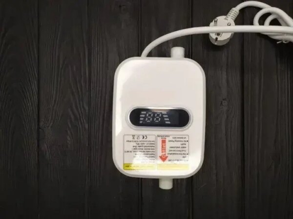 УЦЕНКА! Проточный мгновенный водонагреватель мини бойлер Delimano с LCD RX-021 (Плохая упаковка 3200)