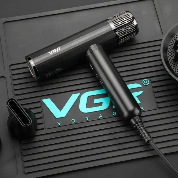 Фен VGR V-427: 1900 Вт, 3 насадки для идеальной укладки / Фен с диффузором / Профессиональный фен с насадками