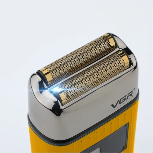 Электробритва шейвер VGR V-357 с USB и LED дисплеем, Желтая / Аккумуляторная беспроводная мужская бритва