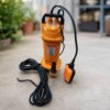 Канализационный насос для откачки чистой и грязной воды 2000W 220v 2.6HP / Погружной дренажно-канализационный насос