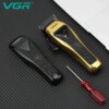 Машинка для стрижки VGR V-015, 6 насадок с магнитами, VECTOR MOTOR 9000 RPM, LED display