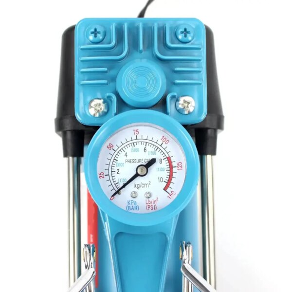 Автомобильный компрессор AD 636060 2-поршневой 12V с набором инструментов для ремонта шин в кейсе, зелёный
