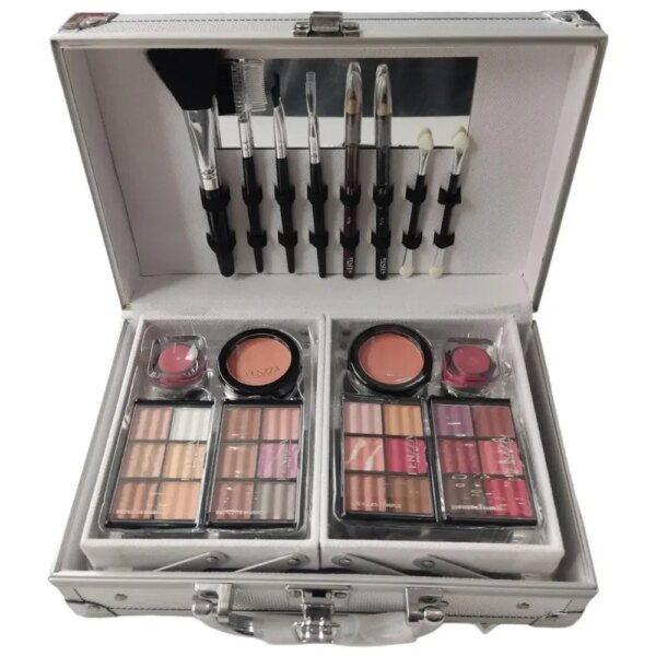 Набор женской косметики в подарочном чемодане MC1155 Makeup set Серебристый